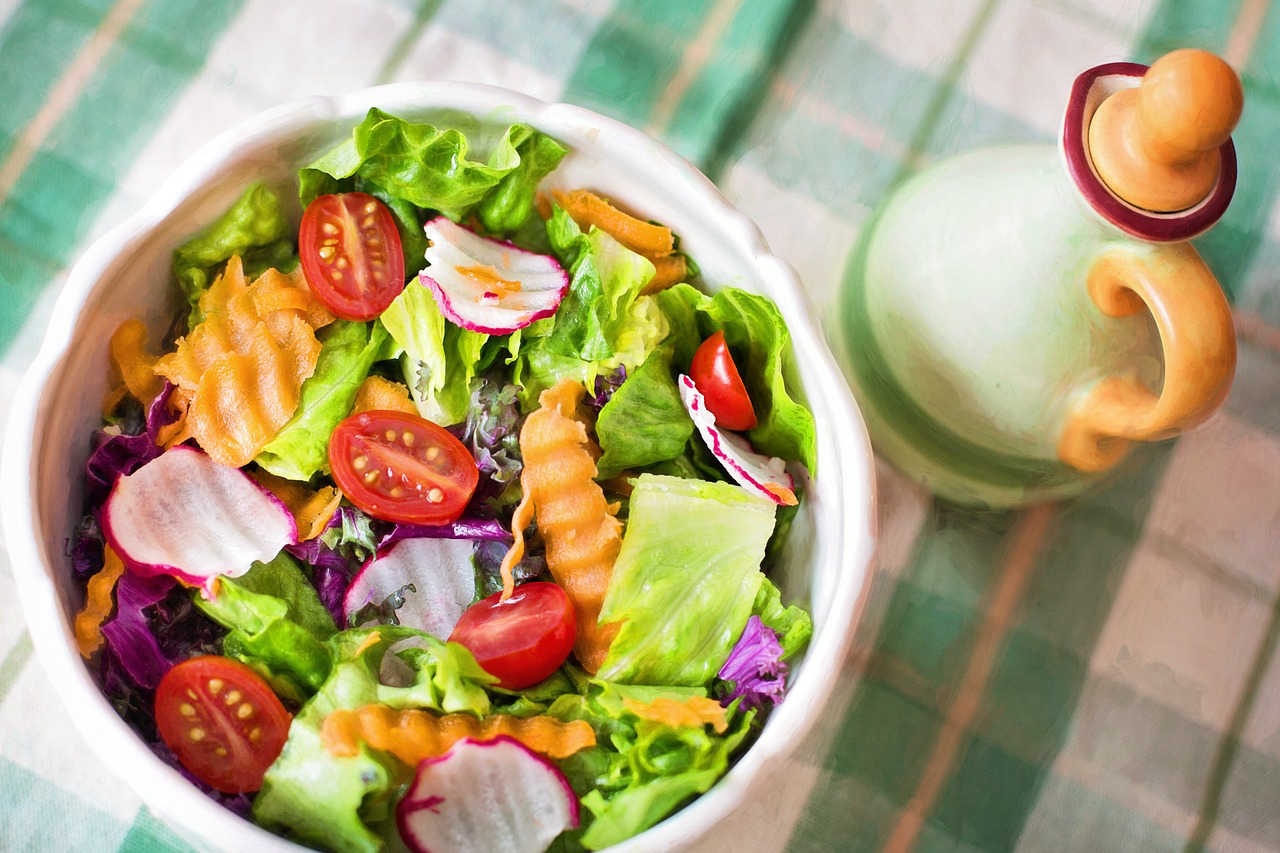 Une salade entièrement végétarienne